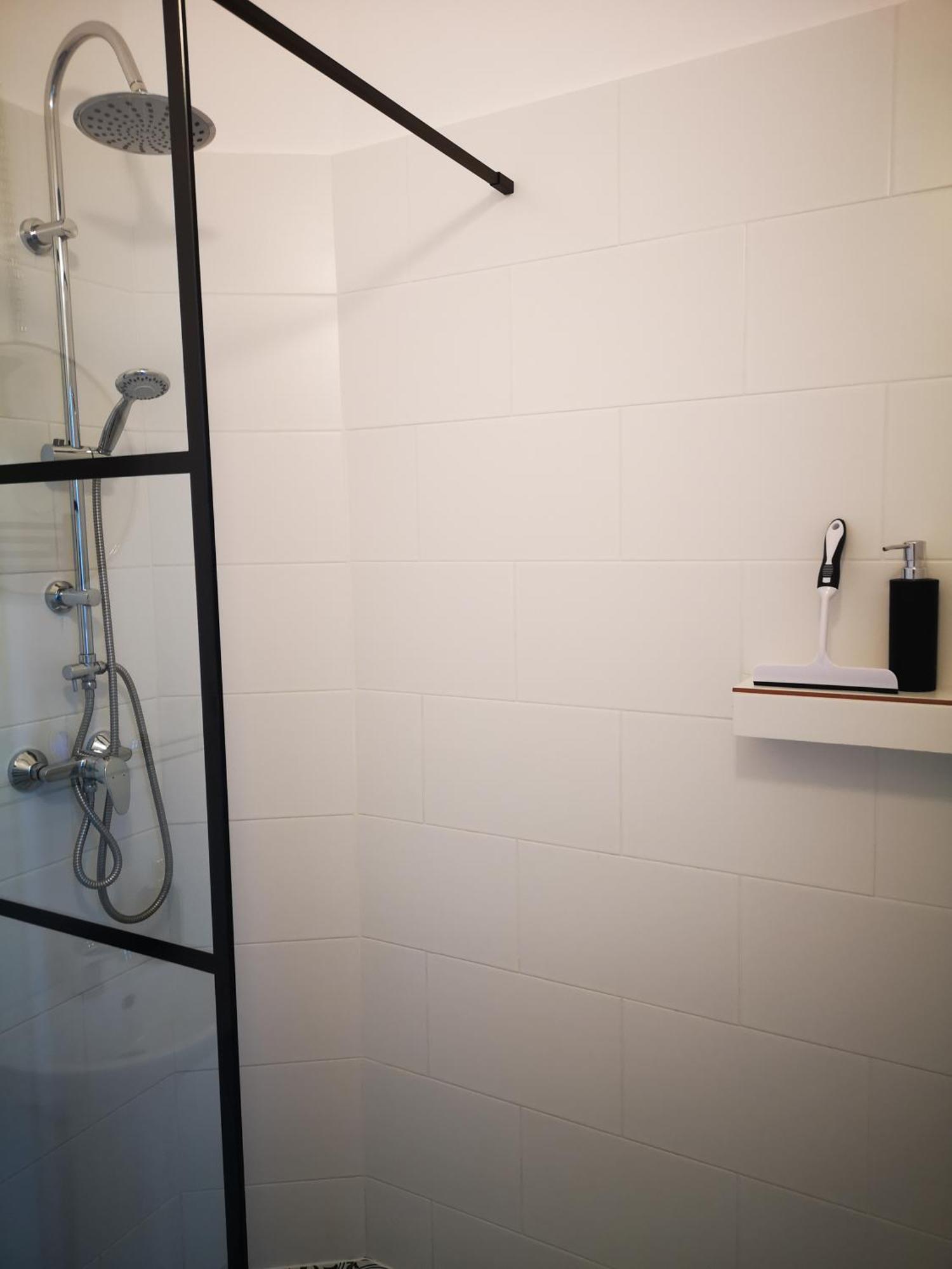 Weisz Apartment-City Center-Free Private Parking,Wifi,Ac Carei Exterior photo